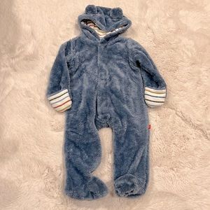 magnetic winter sky minky pram, 6-9 months, almost new